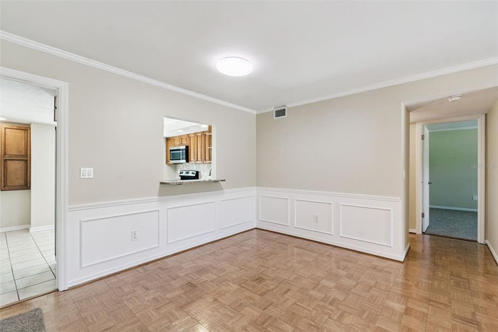 3402 LATANIA DRIVE Unit 322, TAMPA, FL 33618 photo 5