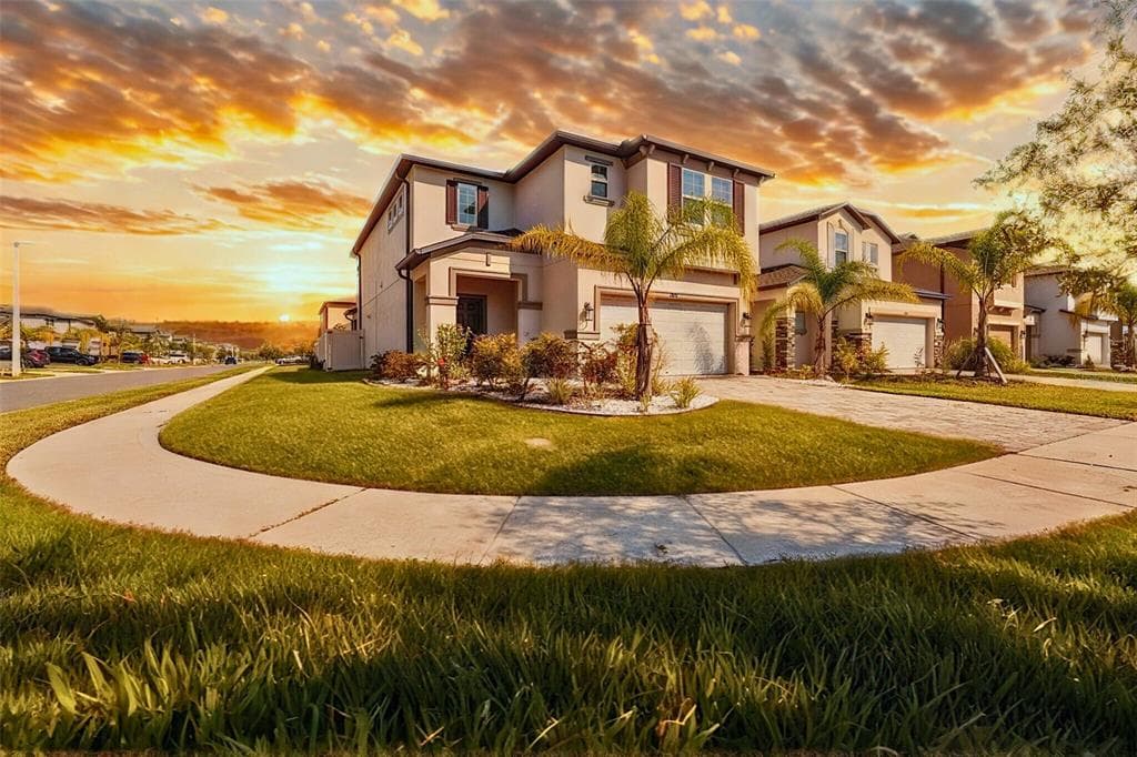 2876 MISTY MARBLE Drive, ZEPHYRHILLS, FL 33540 photo 2