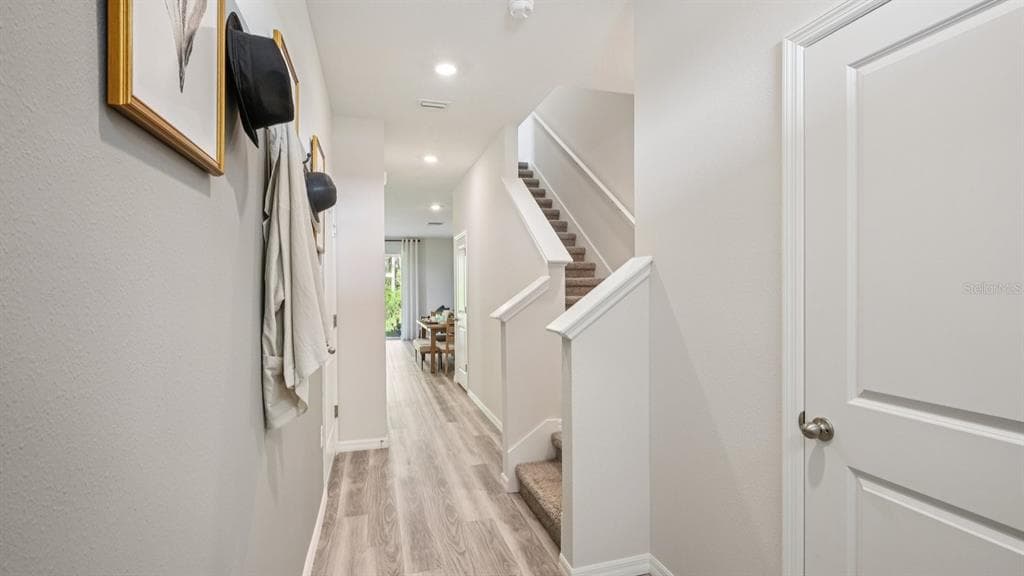 17575 SPANISH OAK LOOP, LAND O LAKES, FL 34638 photo 5