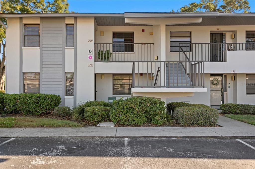 1601 43RD STREET, Unit# 220, ST PETERSBURG, FL, 33713