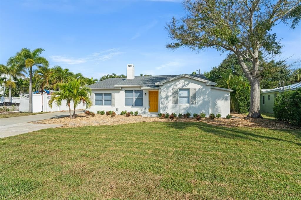 107 4th Street, Belleair Beach, FL, 33786