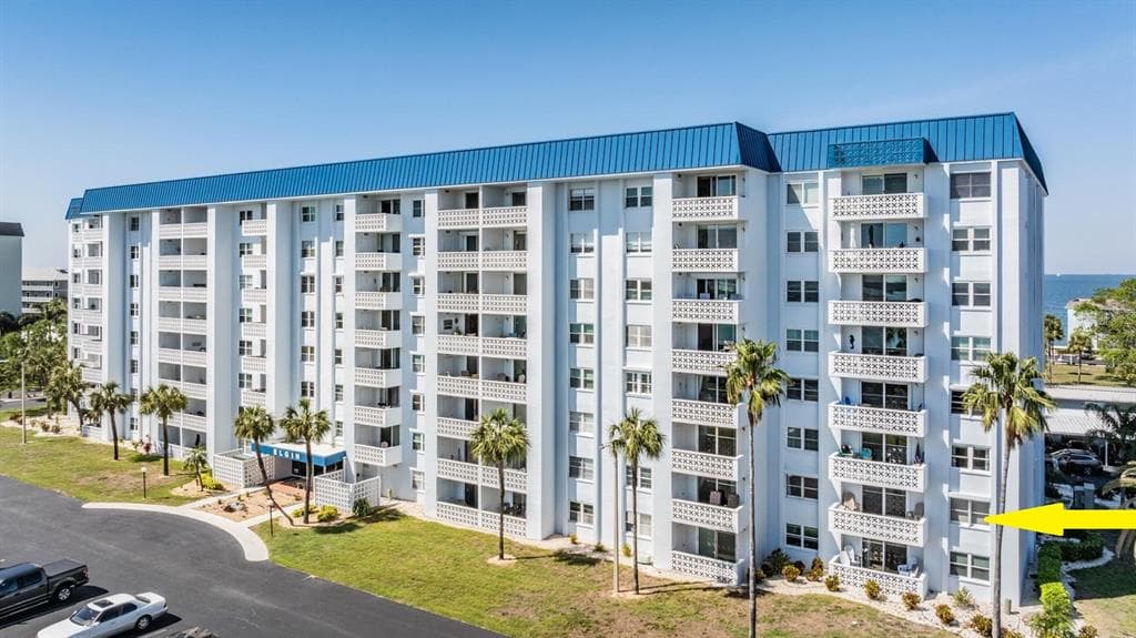 7 ELGIN PLACE Unit 202, DUNEDIN, FL 34698 photo 2