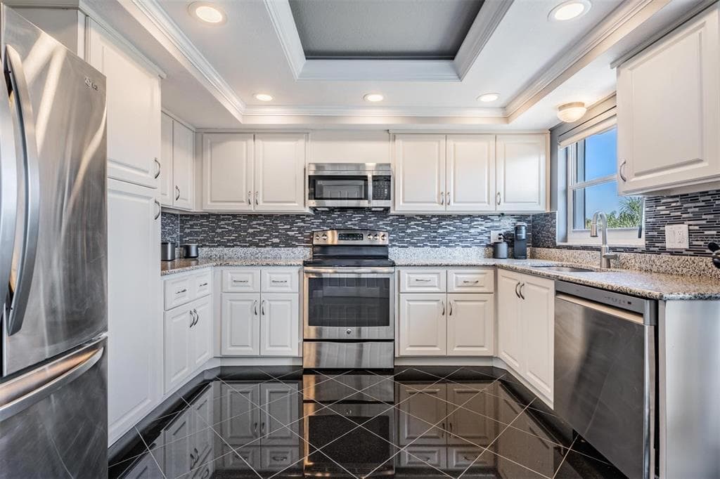 7 ELGIN PLACE Unit 202, DUNEDIN, FL 34698 photo 5