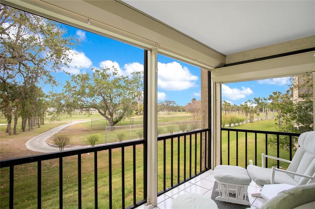 12200 VONN ROAD Unit 1209, LARGO, FL 33774 photo 4