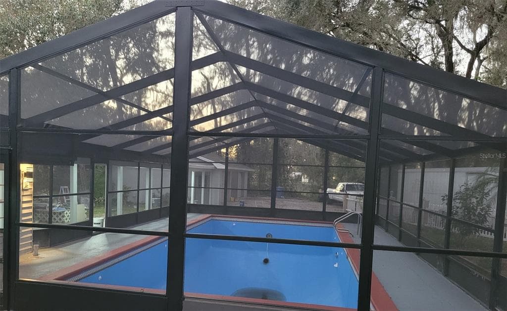 4002 THONOTOSASSA Road, PLANT CITY, FL 33565 photo 4