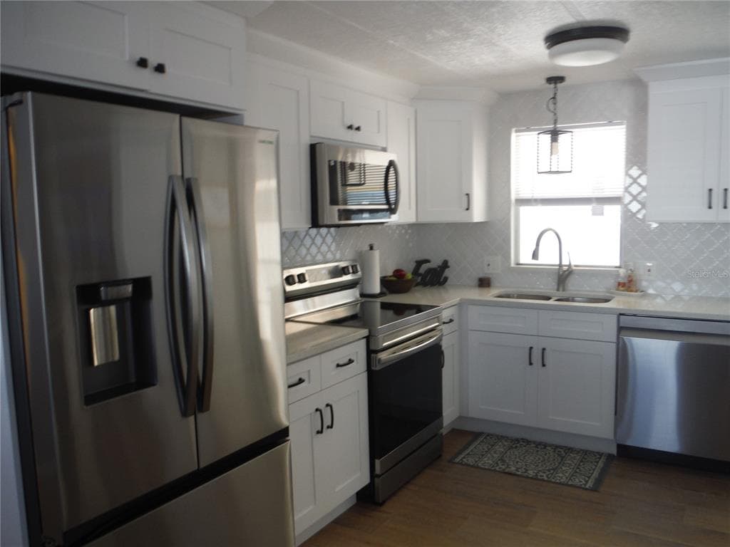 91 REDWOOD DRIVE Unit 7, SAFETY HARBOR, FL 34695 photo 2