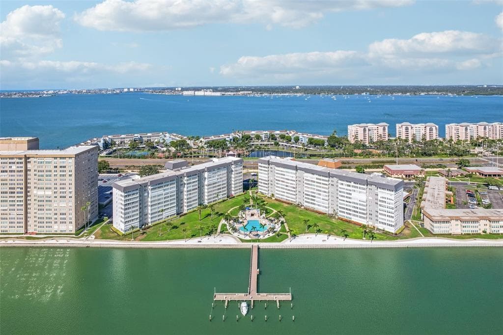 5108 BRITTANY Drive Unit 805, Street PETERSBURG, FL 33715 photo 2