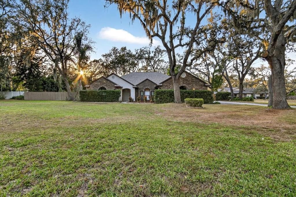 11205 KERRY HILLS COURT, RIVERVIEW, FL 33569 photo 5