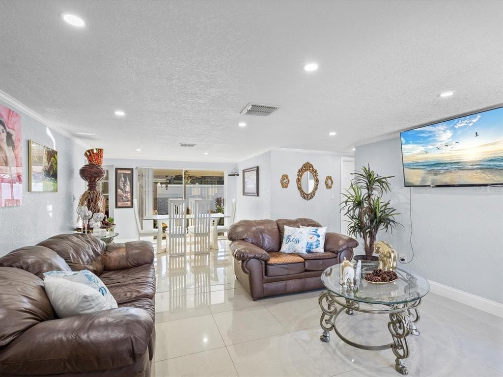 9006 LUNAR Lane, PORT RICHEY, FL 34668 photo 3