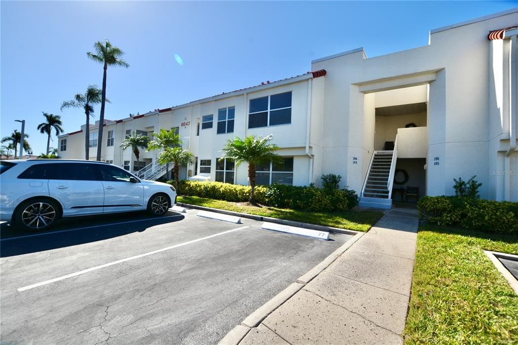 6047 BAHIA DEL MAR BOULEVARD Unit 264, Street PETERSBURG, FL 33715 photo 4