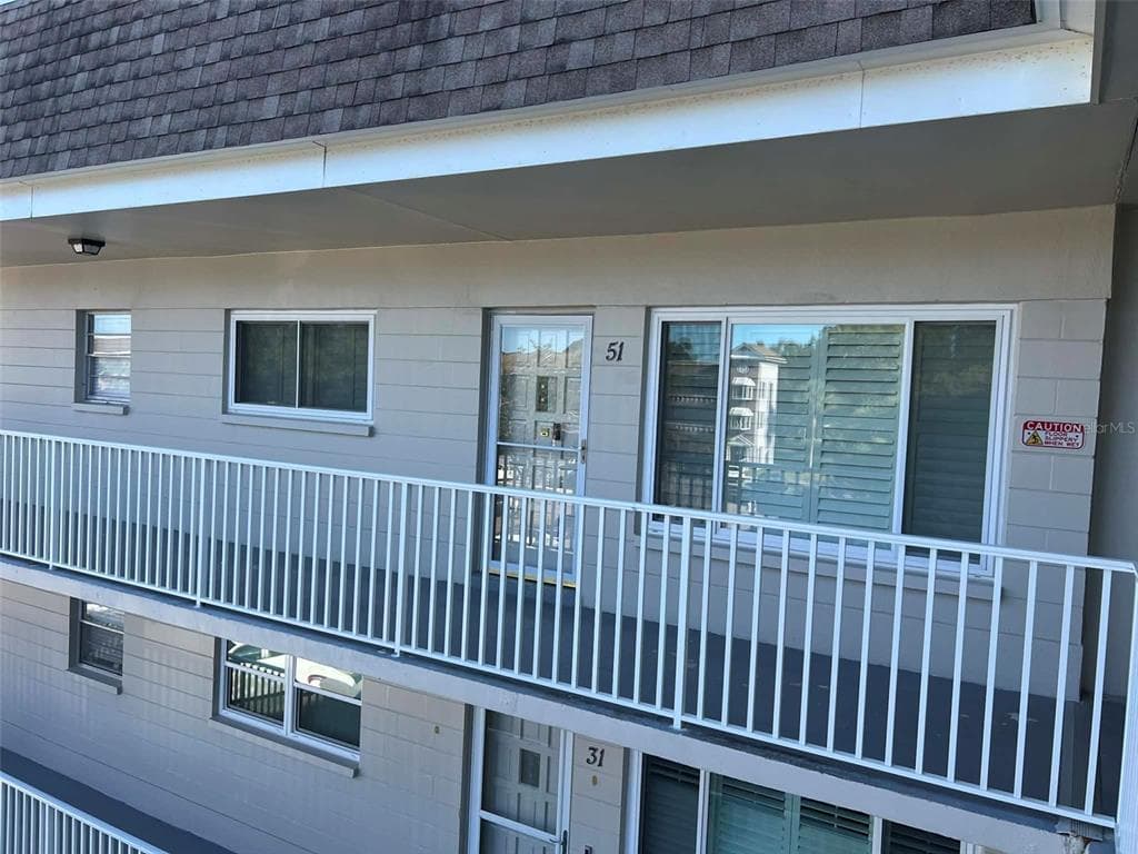 2441 PERSIAN Drive Unit 51, CLEARWATER, FL 33763 photo 2