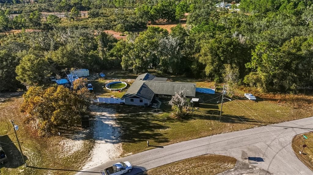 6106 IDLE A WHILE Circle, DADE CITY, FL 33523 photo 4