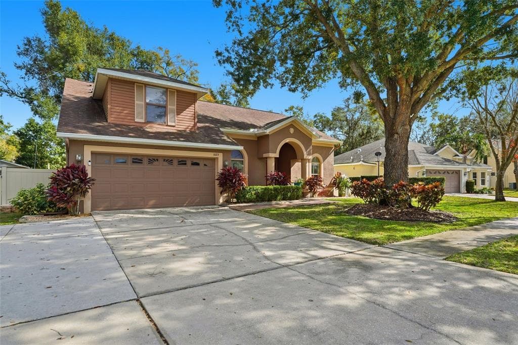 1023 LEGENDS PASS DRIVE, VALRICO, FL 33594