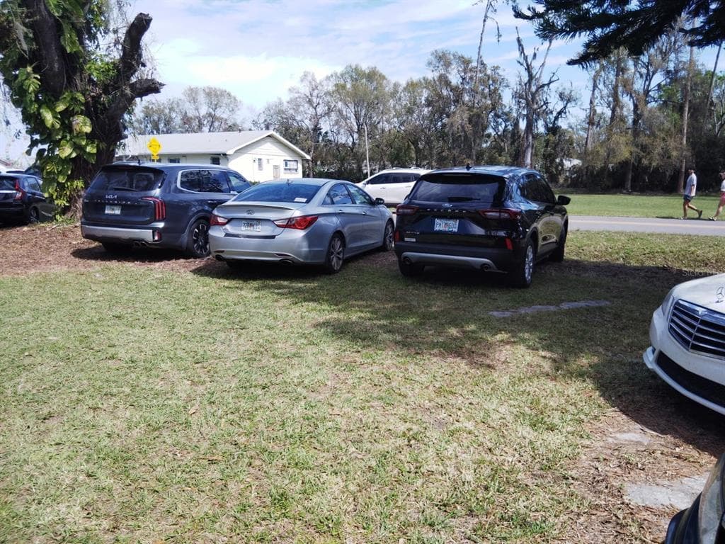 2301 MOODY AVENUE, PLANT CITY, FL 33563 photo 2