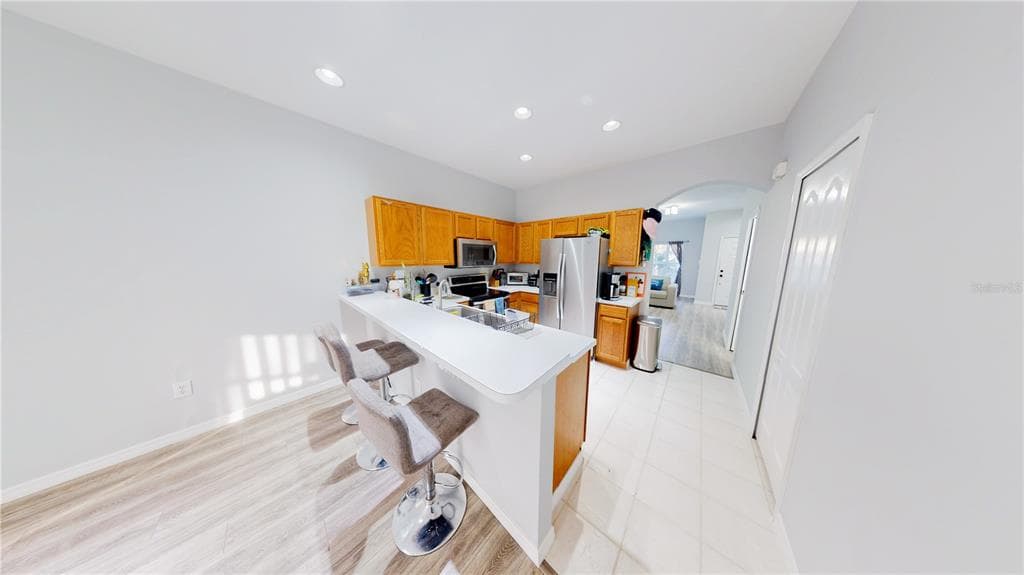 12619 KINGS CROSSING DRIVE, GIBSONTON, FL 33534 photo 4