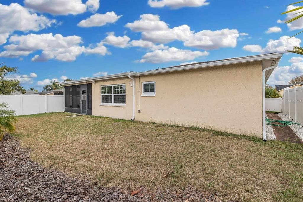 8326 LURAY DRIVE, PORT RICHEY, FL 34668 photo 5