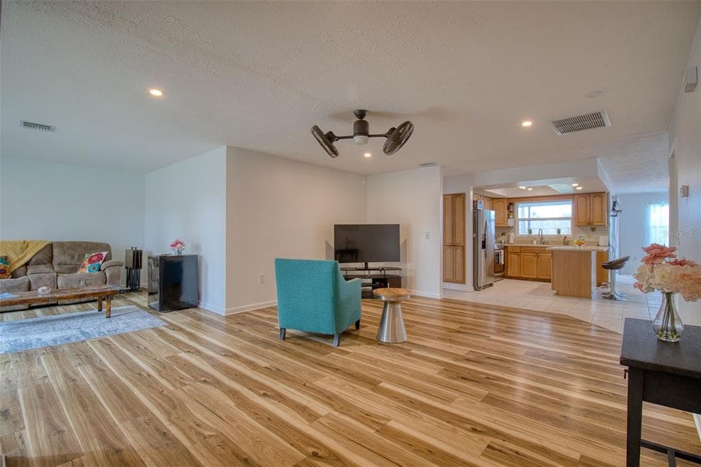 1496 SEASPRAY LANE, DUNEDIN, FL 34698 photo 4