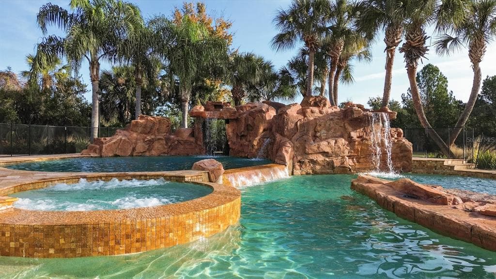 10641 BROADLAND PASS, THONOTOSASSA, FL 33592 photo 5