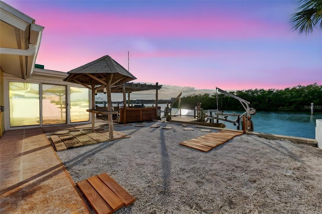 1421 SEA GULL DRIVE, Street PETERSBURG, FL 33707 photo 3