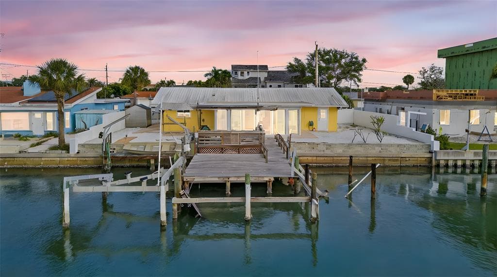 1421 SEA GULL DRIVE, Street PETERSBURG, FL 33707 photo 4