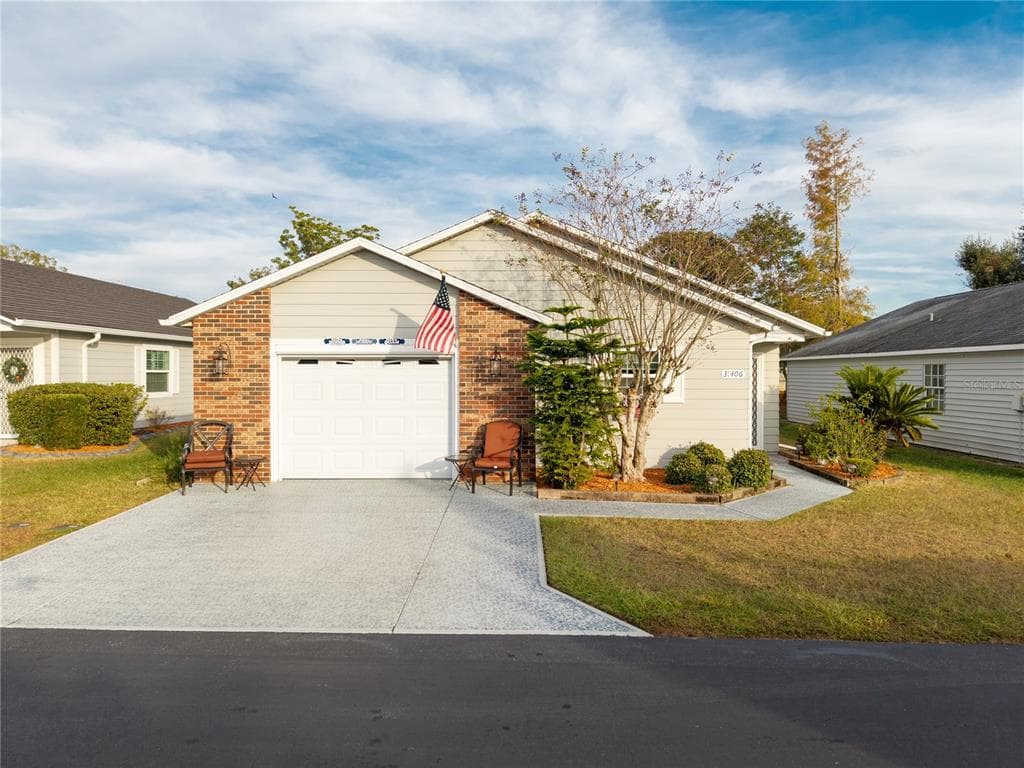 37406 TEABERRY LOOP, ZEPHYRHILLS, FL 33542 photo 2