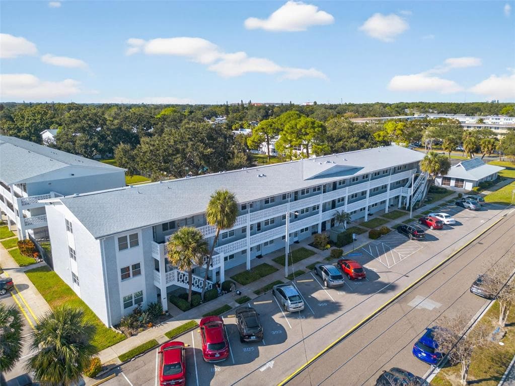 7770 Drive MARTIN LUTHER KING JR STREET Unit 206, Street PETERSBURG, FL 33702 photo 2