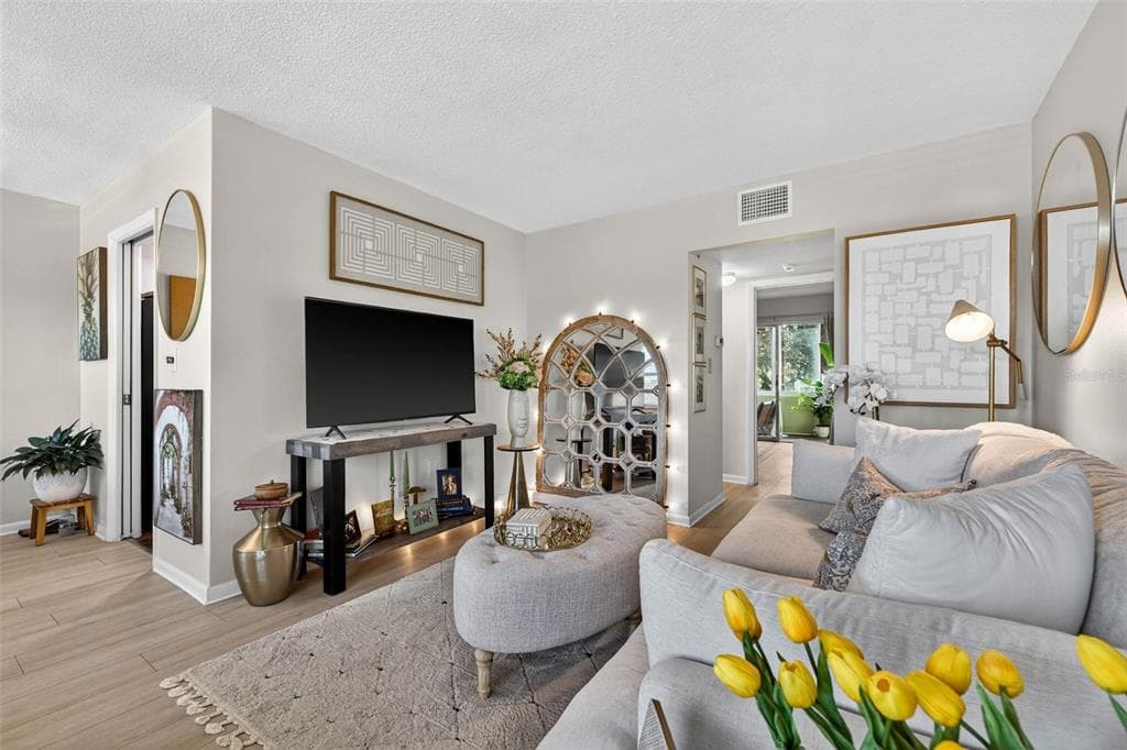 7770 Drive MARTIN LUTHER KING JR STREET Unit 206, Street PETERSBURG, FL 33702 photo 3