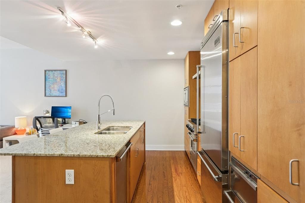 1120 KENNEDY BOULEVARD Unit 730, TAMPA, FL 33602 photo 4