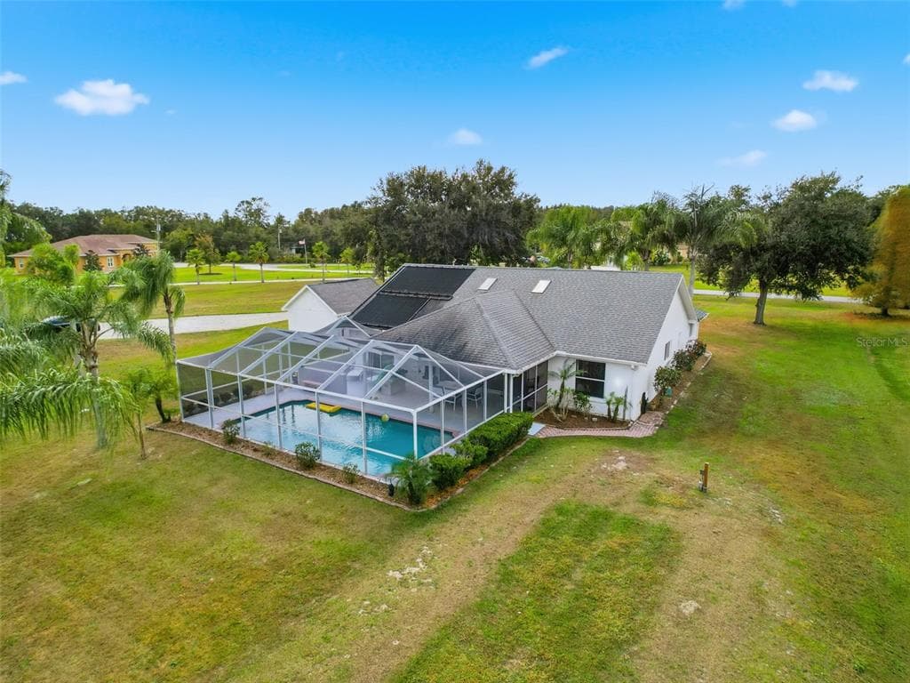 27380 GOLF COURSE LOOP, WESLEY CHAPEL, FL 33544 photo 4