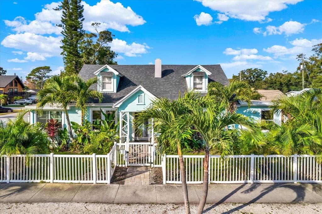 5201 18TH Avenue, GULFPORT, FL 33707