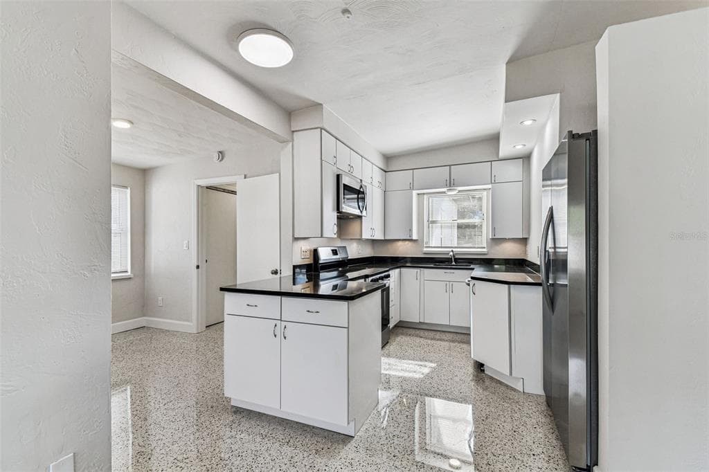 4430 13TH AVENUE, Street PETERSBURG, FL 33713 photo 3