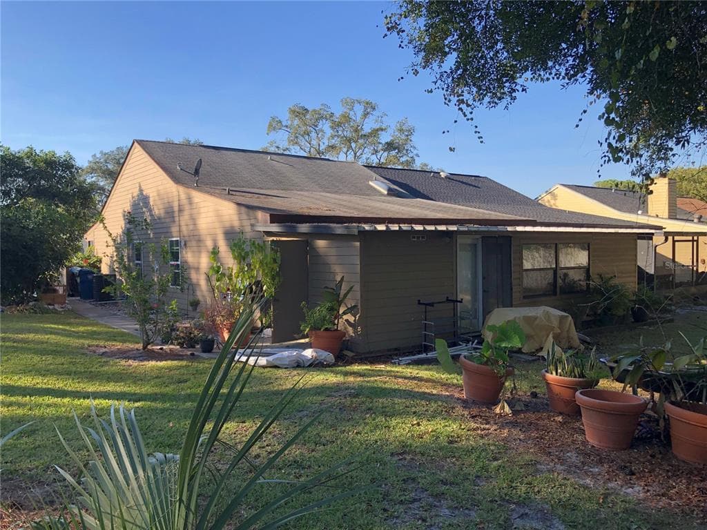 6120 BEECHWOOD Drive, DADE CITY, FL 33523 photo 4