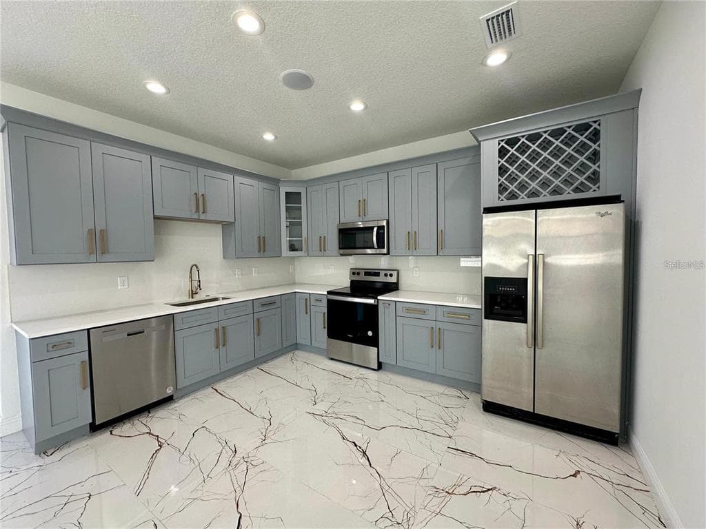 8302 MARKS Street, TAMPA, FL 33604 photo 5