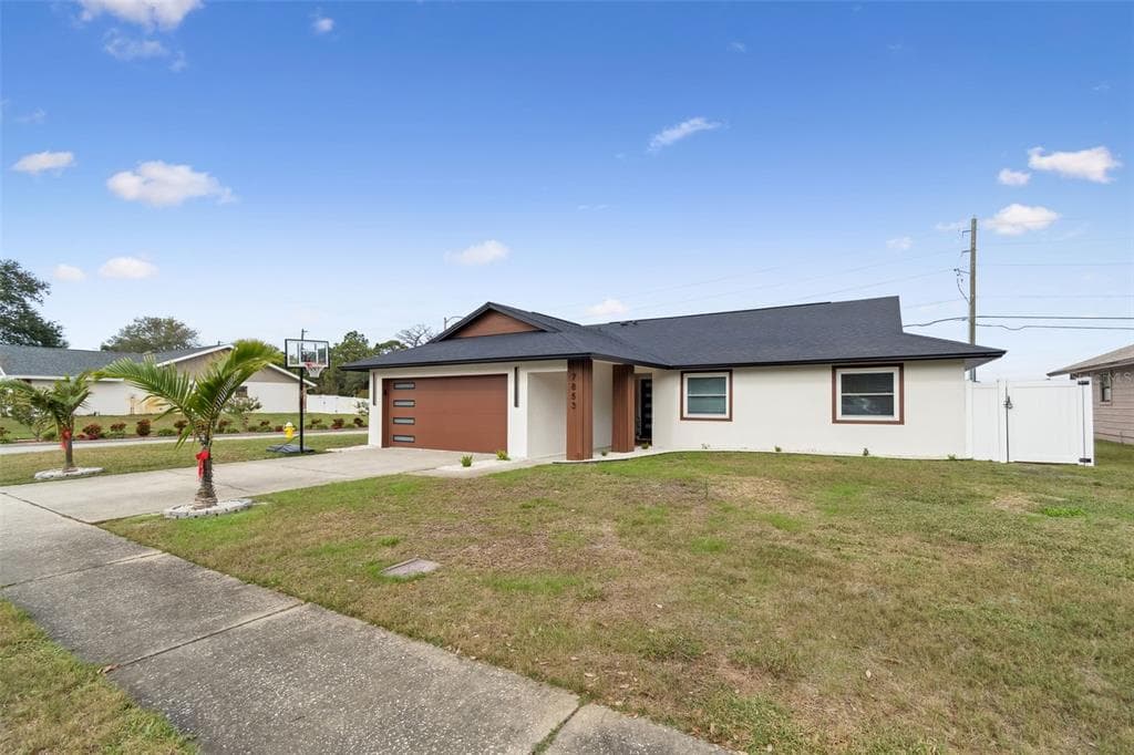 7853 SUNDOWN DRIVE, Street PETERSBURG, FL 33709 photo 3