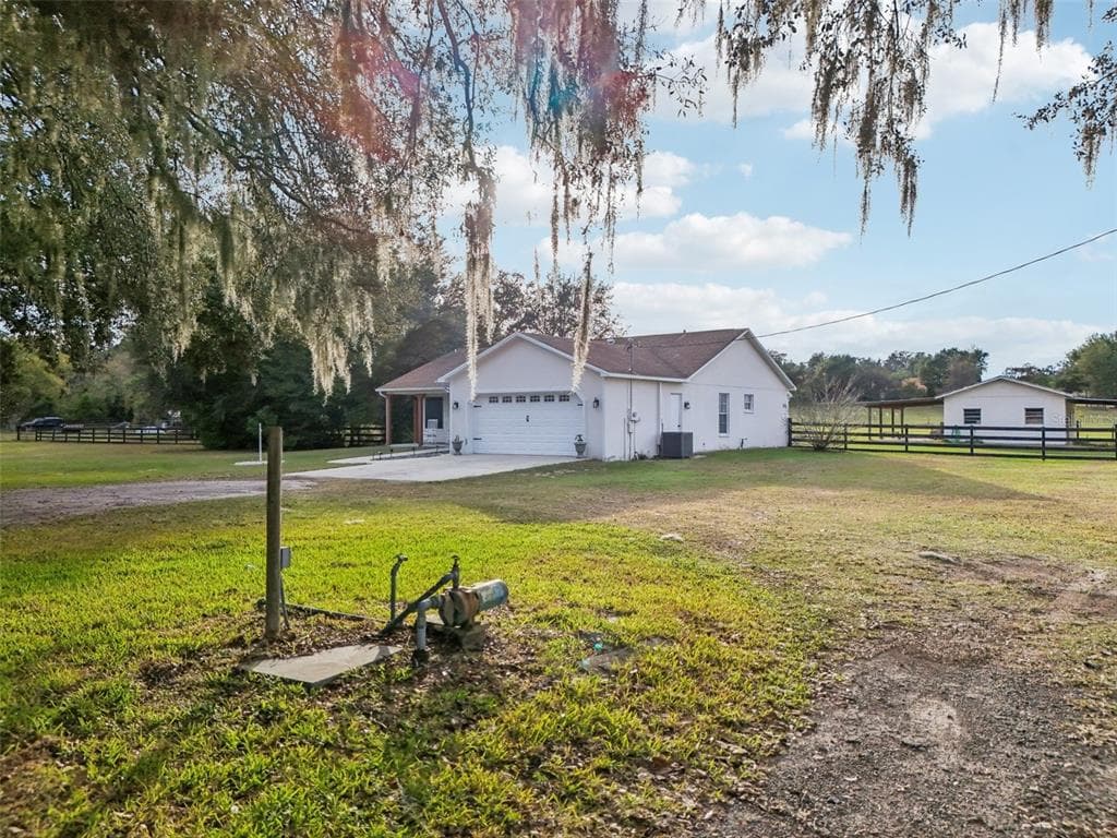 12315 FORT KING ROAD, DADE CITY, FL 33525 photo 3