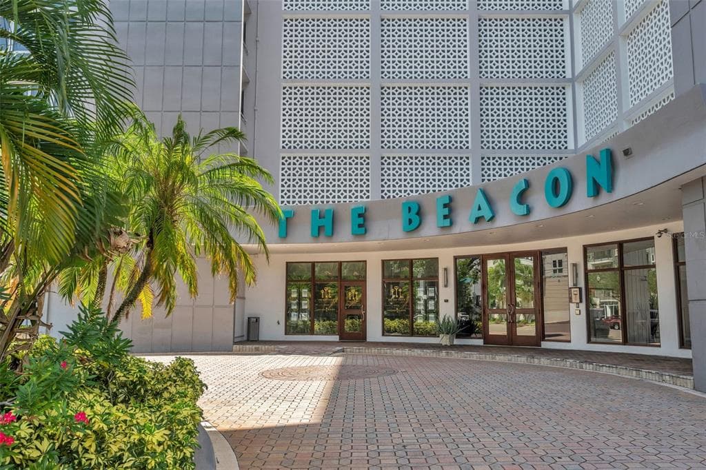 470 3RD STREET Unit 205, Street PETERSBURG, FL 33701