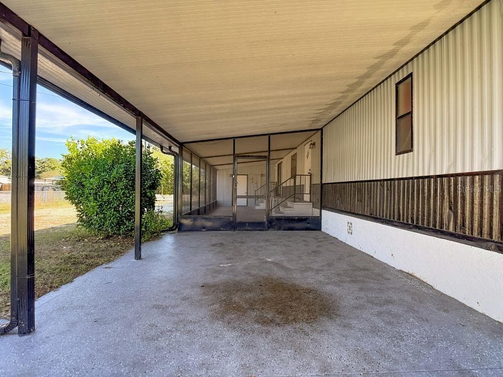 4907 DACCA Drive, TAMPA, FL 33619 photo 4