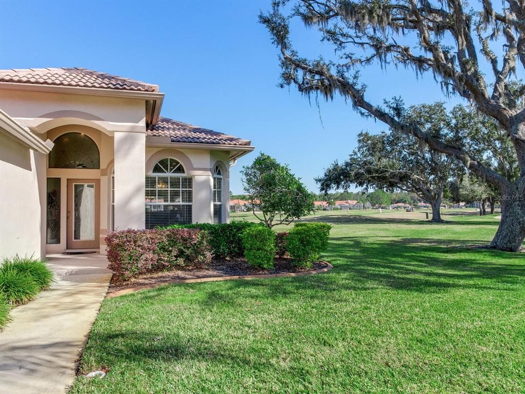 1277 LINDENWOOD DRIVE, TARPON SPRINGS, FL 34688 photo 4