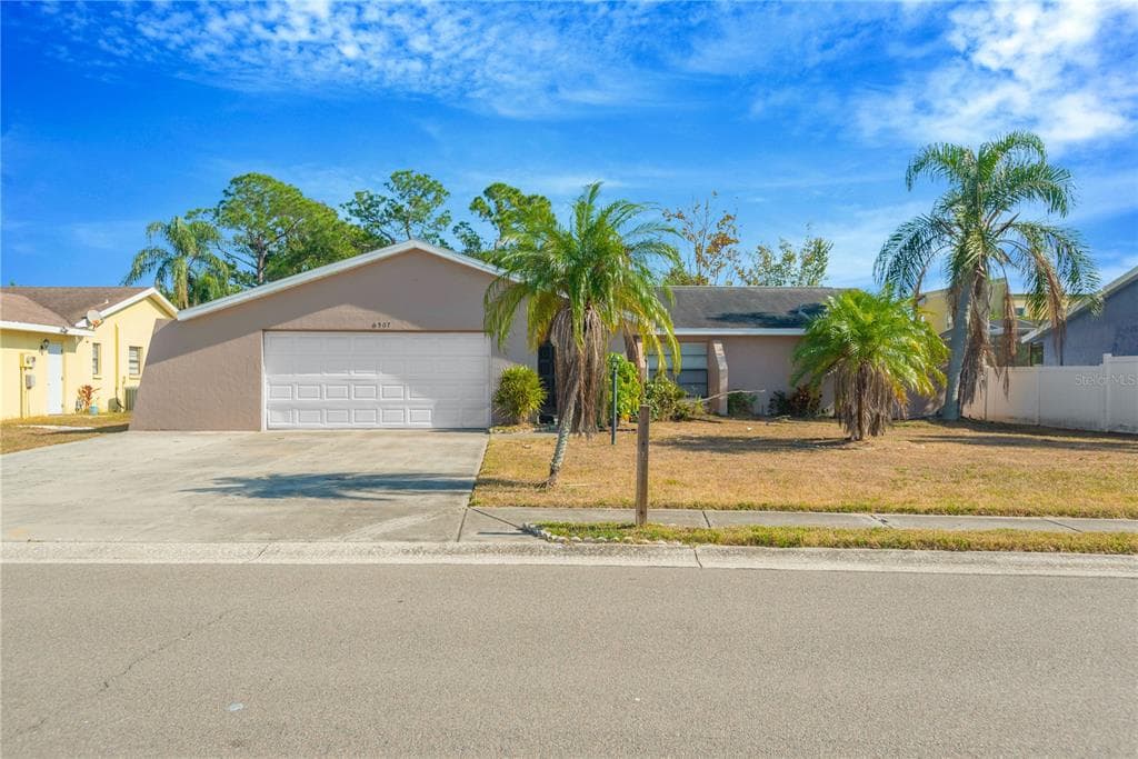 6507 MANILA PALM Way, APOLLO BEACH, FL 33572 photo 4