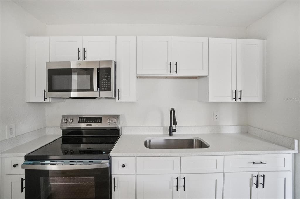 3720 12TH AVENUE, Street PETERSBURG, FL 33711 photo 3