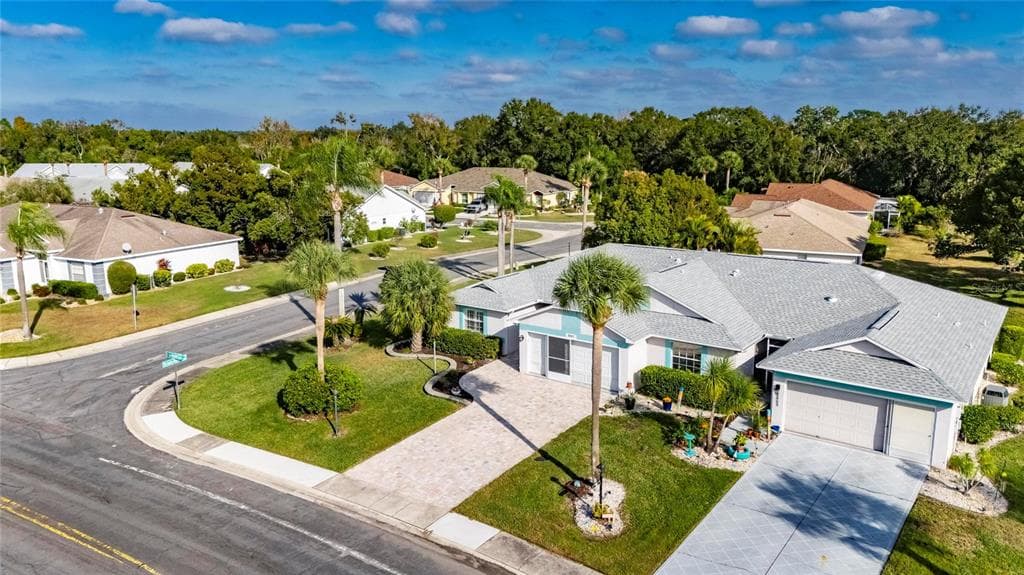 2007 W DEL WEBB BOULEVARD, SUN CITY CENTER, FL, 33573 photo 5