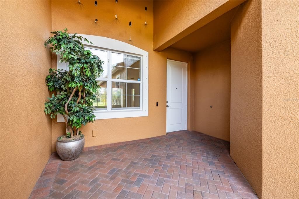 4907 RIVER FALLS WAY, WIMAUMA, FL 33598 photo 4