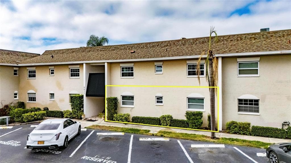 8831 BAY POINTE DRIVE Unit 107, TAMPA, FL 33615
