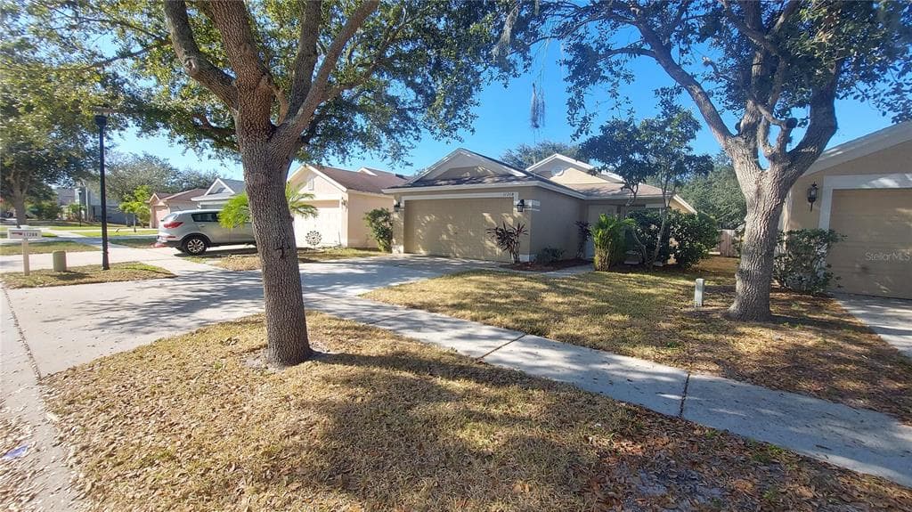 11208 SUMMER STAR DRIVE, RIVERVIEW, FL 33579 photo 2