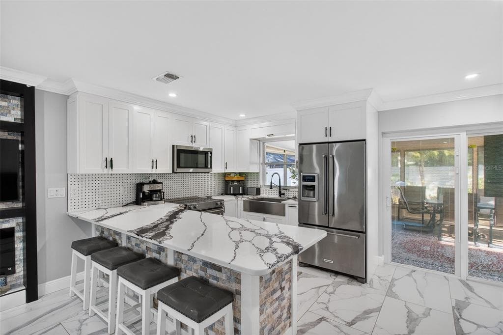 7227 118TH CIRCLE, LARGO, FL, 33773 photo 3