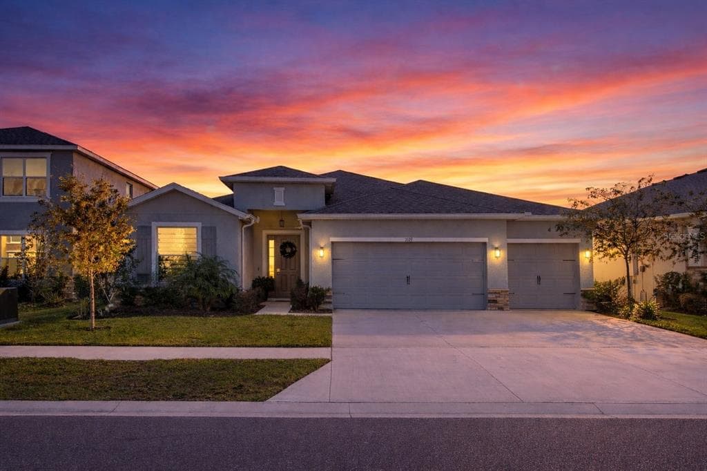 7629 BROAD RIVER AVENUE, LAND O LAKES, FL, 34638