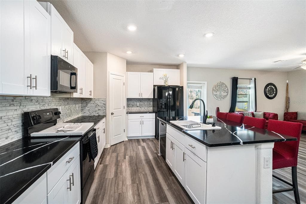 5101 SABLE CHIME DRIVE, WIMAUMA, FL 33598 photo 3