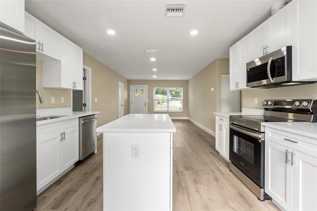 2708 NASSAU Street, TAMPA, FL 33607 photo 5