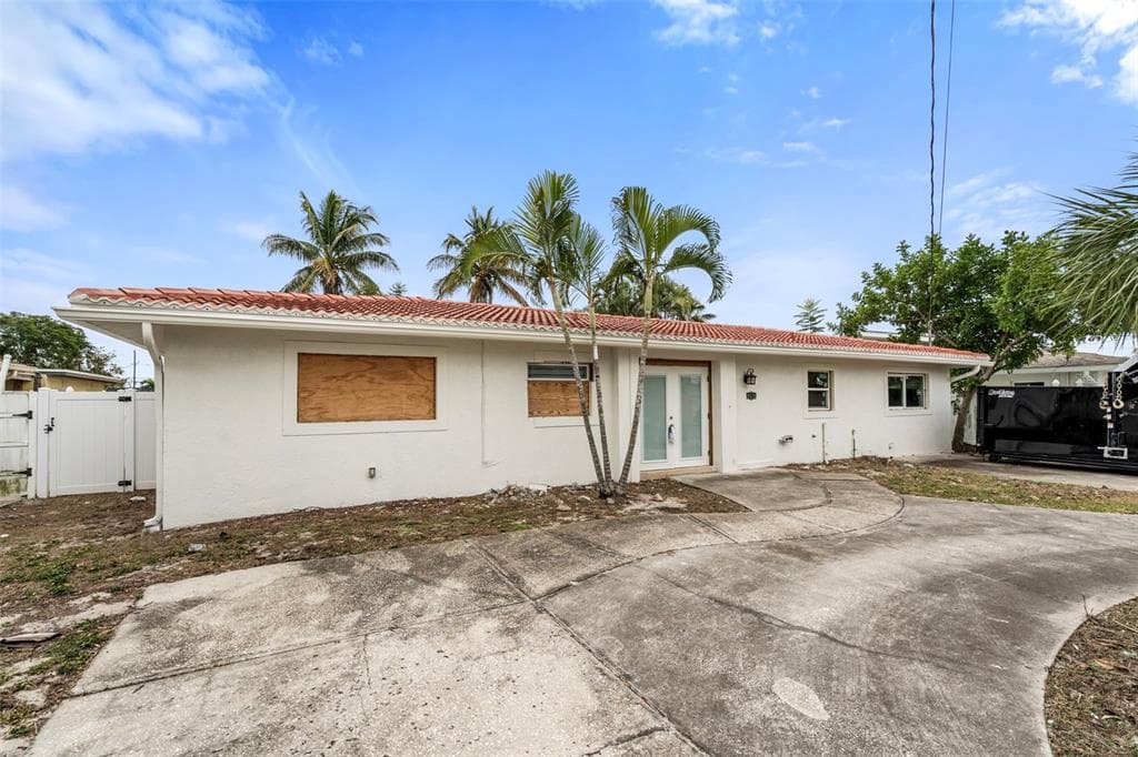 9570 SUN ISLE DRIVE, ST PETERSBURG, FL, 33702