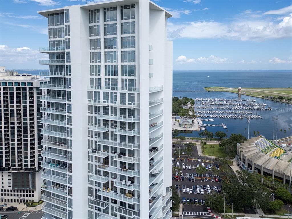 175 1ST STREET Unit 3005, Street PETERSBURG, FL 33701